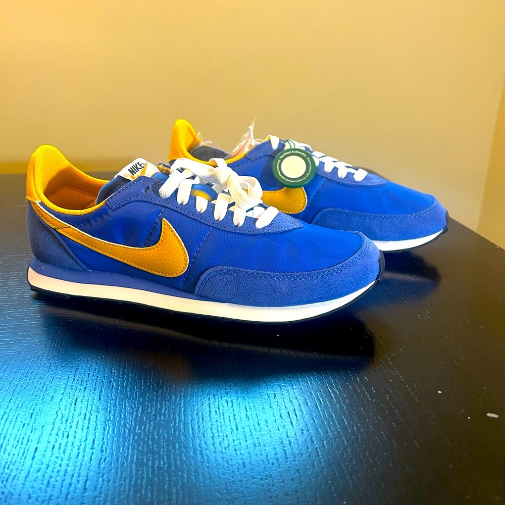 Nike Waffle Trainers